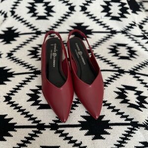 CHINESE LAUNDRY Slingback Flats dark red 7.5